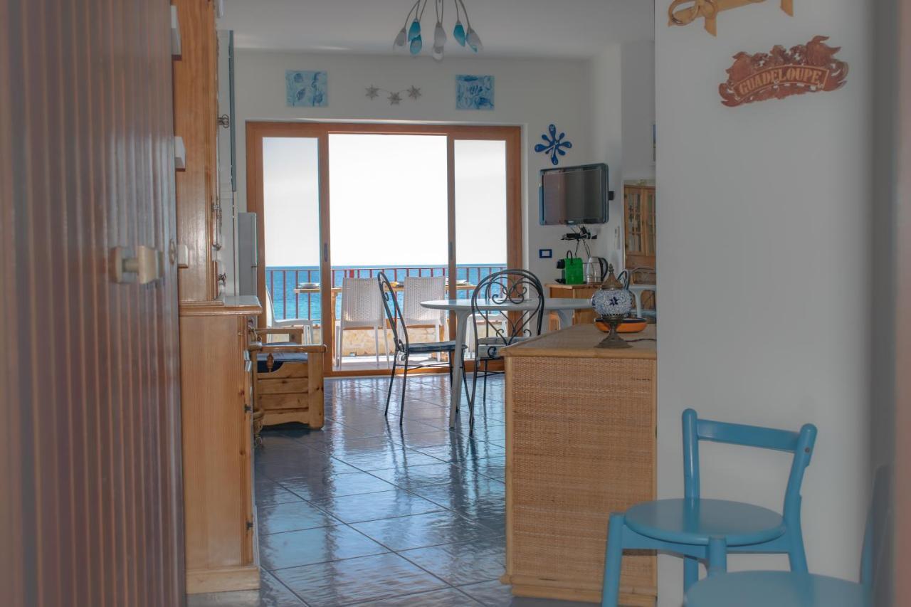 Beach House Acquamarina Letojanni Luaran gambar